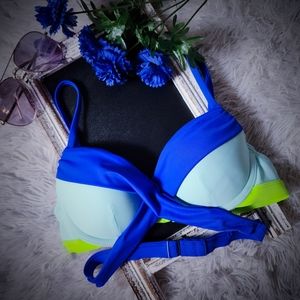 Xhilaration Push-Up Bikini Top